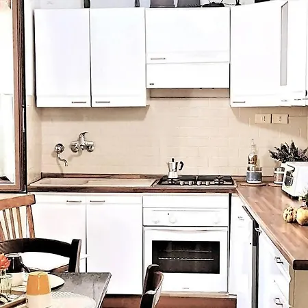 C'era Volta Velino Sirente National Park アパート チェラーノ